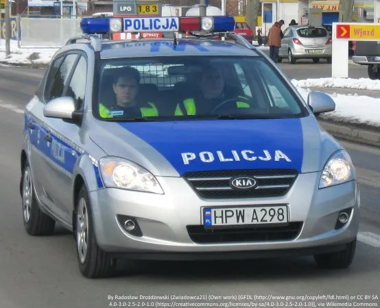 Kędzierzyńscy policjanci zasilają szeregi – nowi funkcjonariusze w akcji!