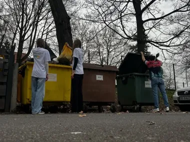 Młodzi biorą się za szkolne porządki i mogą zgarnąć nagrody