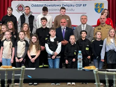 Nie syreny, lecz testy sprawdziły młodych strażaków z powiatu