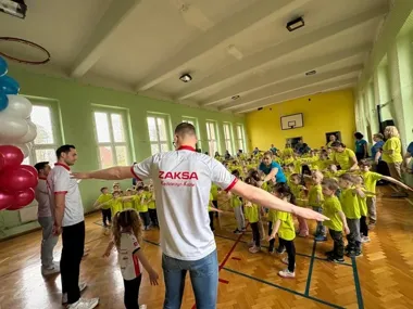 Przedszkolaki ćwiczyły z ZAKSĄ i szybko złapały sportowy rytm