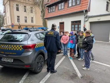 Uczniowie z PSP nr 11 zajrzeli za kulisy decyzji o Kędzierzynie-Koźlu