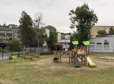 37 zadań za ponad 2,1 mln zł. Wakacyjne remonty w miejskich placówkach