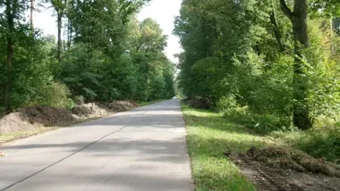 Powiat buduje ponad 4 km trasy między Cisową a Sławięcicami